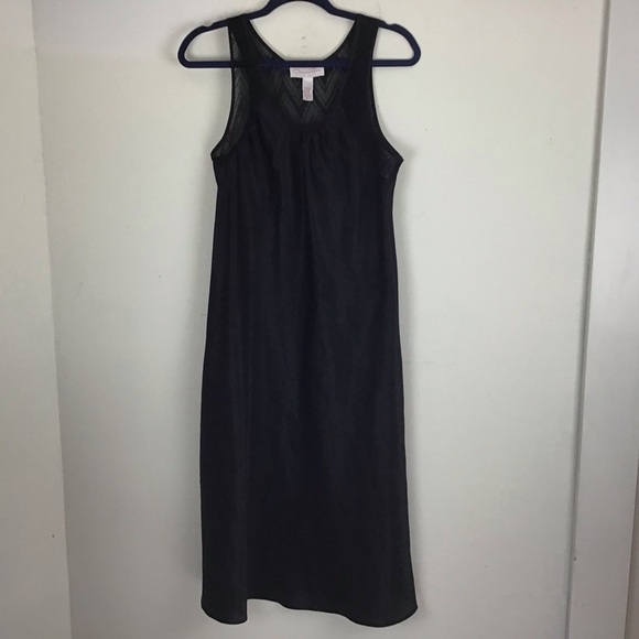 Oscar de la Renta - Picture 1 of 7